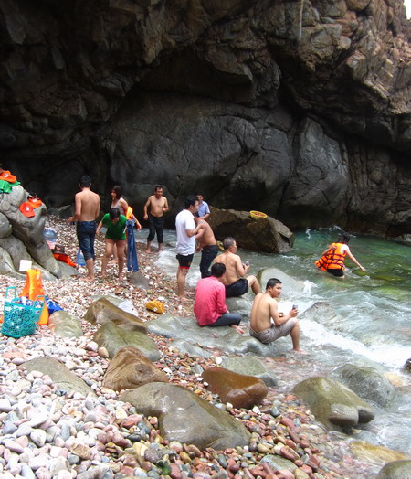 Kh&aacute;m ph&aacute; H&ograve;n Sẹo hoang sơ, quyến rũ ở B&igrave;nh Định 